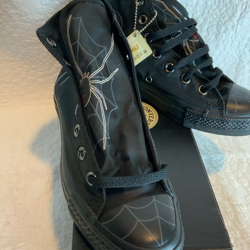 Converse Black Spider Web High-Tops vintage women’s 6